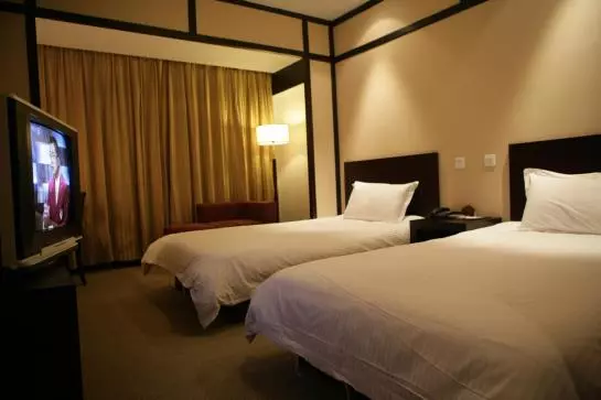 Baolong Homelike Hotel (Wusong Branch)