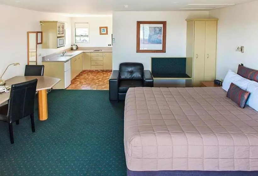 Отель Asure Ashley Motor Lodge