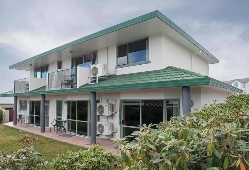 Отель Asure Ashley Motor Lodge