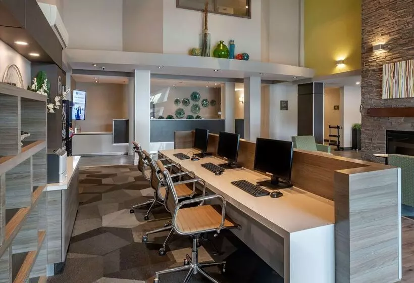 Best Western Plus Dartmouth Hotel & Suites