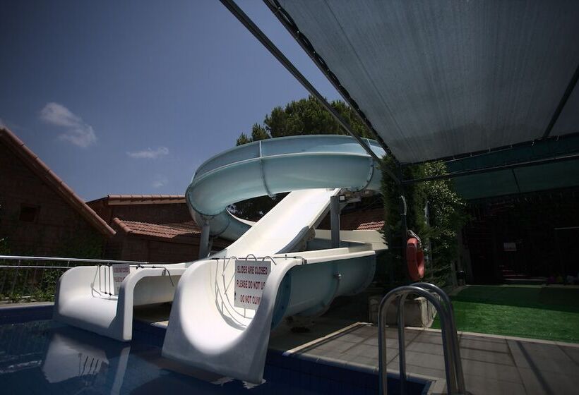 בית מלון כפרי Can Garden Beach