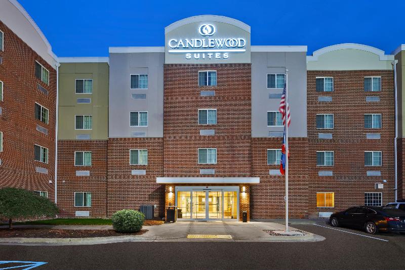 Отель Candlewood Suites Washington North, An Ihg