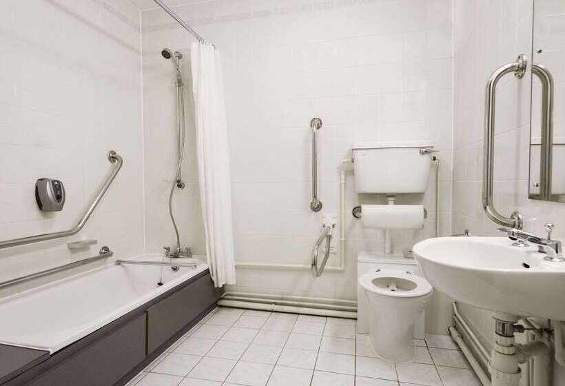 בית מלון כפרי Days Inn Kendal   Killington Lake