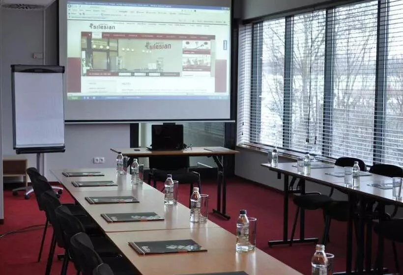 호텔 Economy Silesian