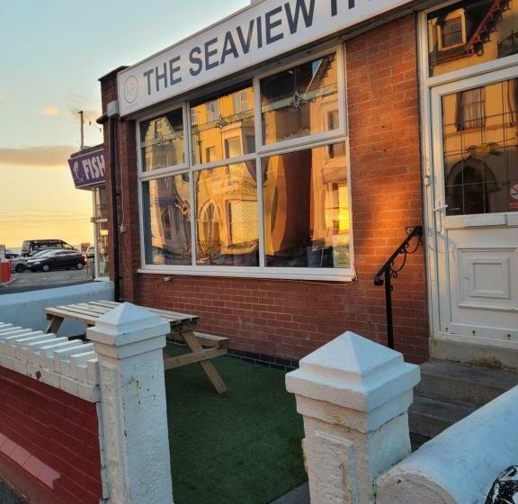 בית מלון כפרי Myroomz Seaview