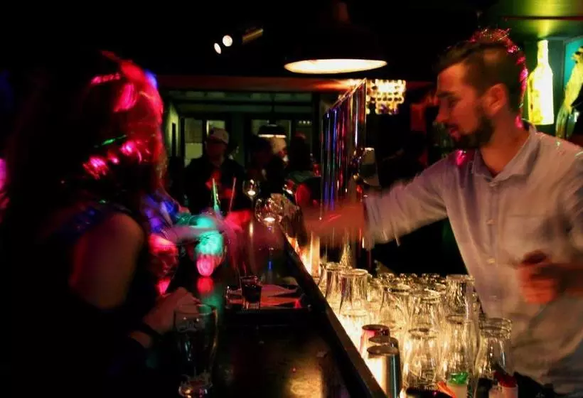 בית מלון כפרי Popcorn!