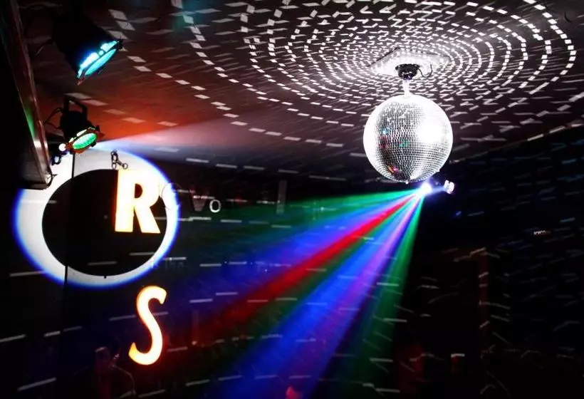 בית מלון כפרי Popcorn!