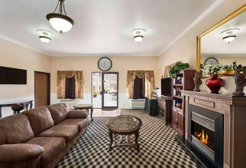 בית מלון כפרי Quality Inn Wenatchee Leavenworth