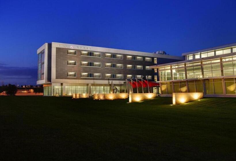 The Hotel At Kirkwood Center