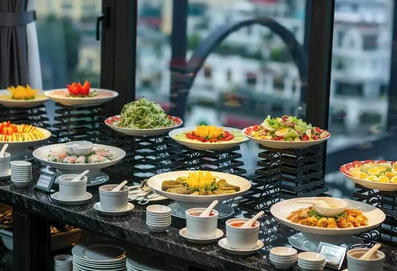 Hotel May De Ville Lakeside