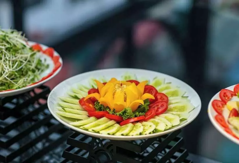 Hotel May De Ville Lakeside