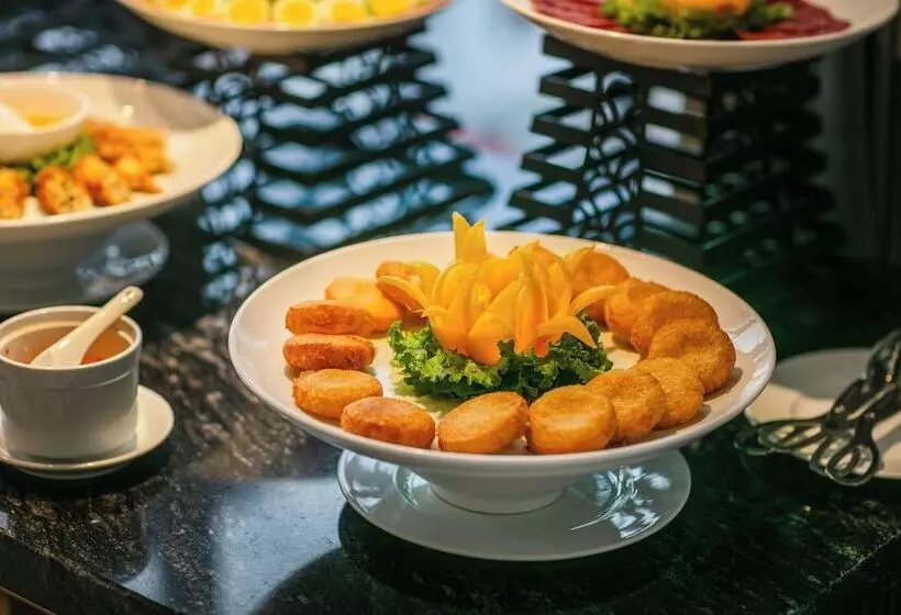 Hotel May De Ville Lakeside