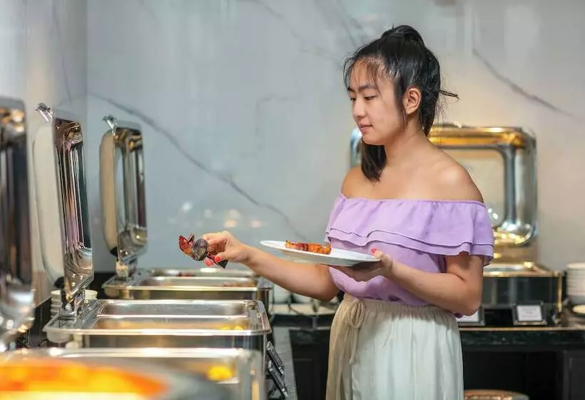 Hotel May De Ville Lakeside