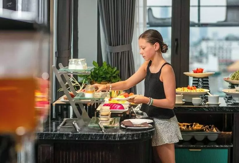 Hotel May De Ville Lakeside