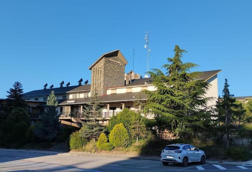 בית מלון כפרי Hostal Los Infantes