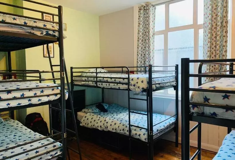 هاستل Bunkhouse