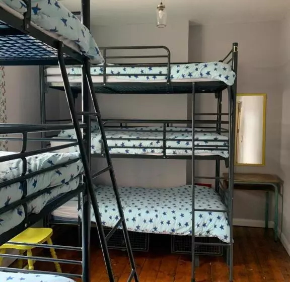هاستل Bunkhouse