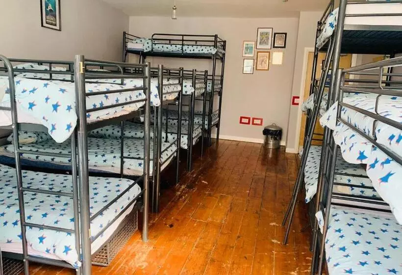 هاستل Bunkhouse
