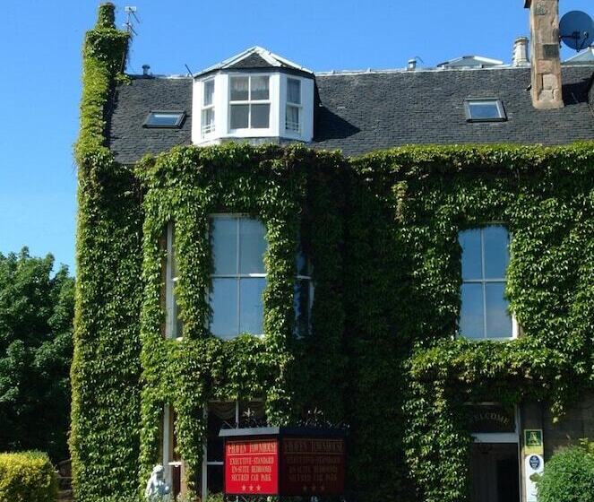 تختخواب و صبحانه A Haven Townhouse