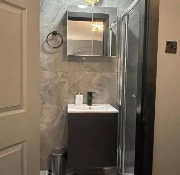 צימר Da Vinci Guest House & Guest Parking