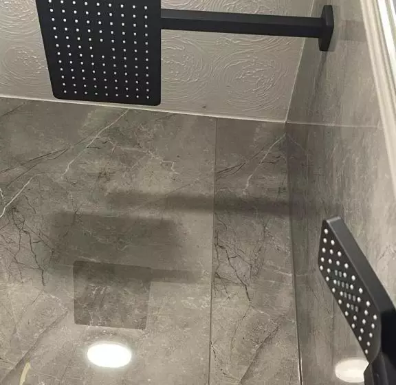 צימר Da Vinci Guest House & Guest Parking