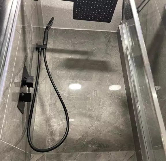 צימר Da Vinci Guest House & Guest Parking