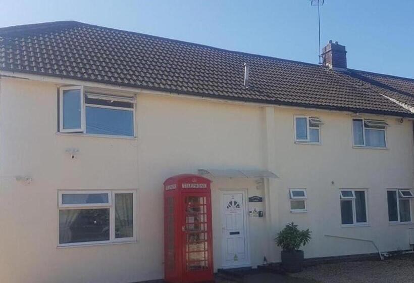 민박 Stansted Lodge Elsenham