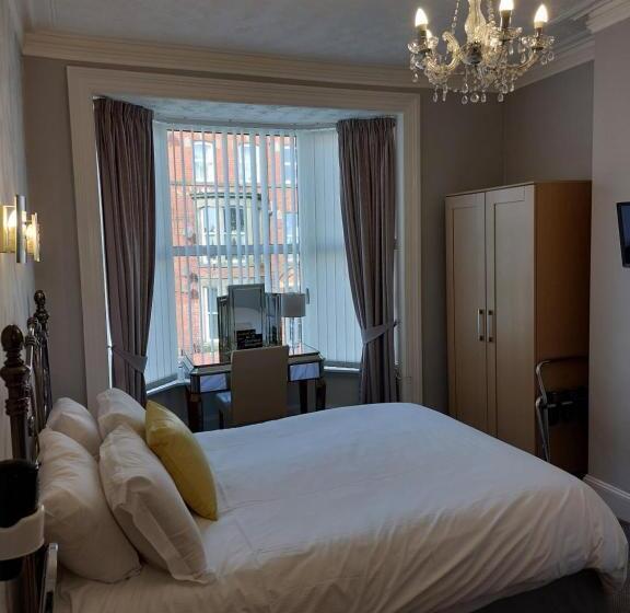 تختخواب و صبحانه Storrbeck Guest House