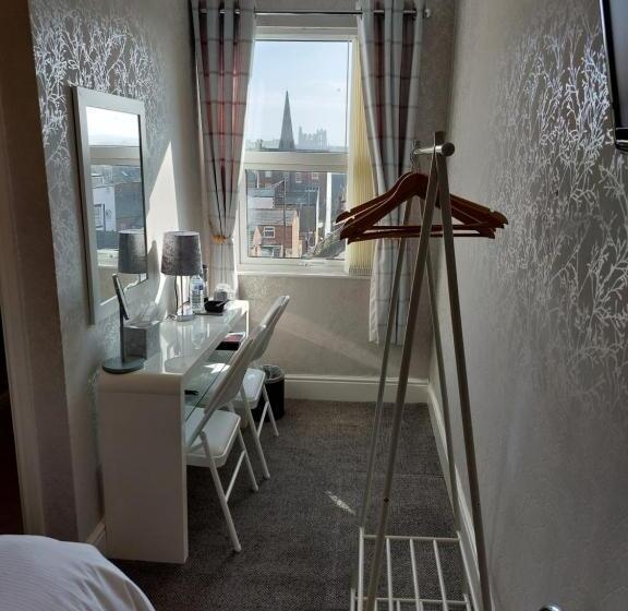 تختخواب و صبحانه Storrbeck Guest House