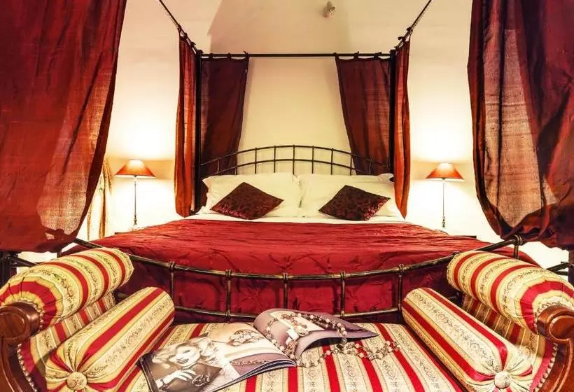 Aamiaismajoitus (B&B) Tolentino Suites