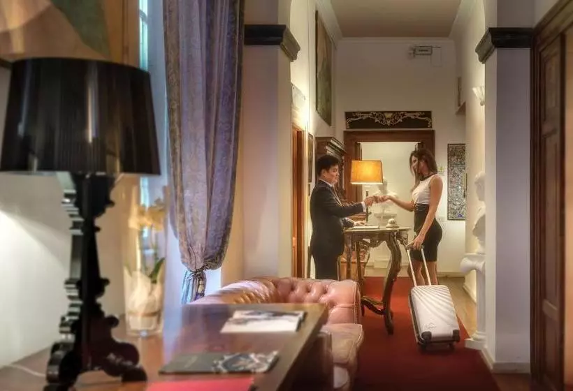 Aamiaismajoitus (B&B) Tolentino Suites