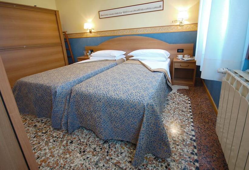 فندق Antica Villa Graziella Venice Atika & Atif