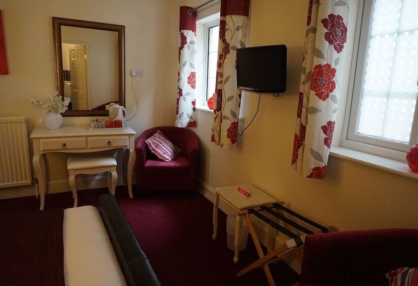 فندق The Ridings Guest House