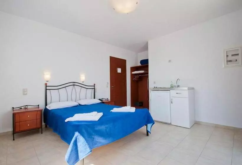 ホテル Vakhos Island