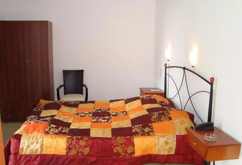 ホテル Vakhos Island