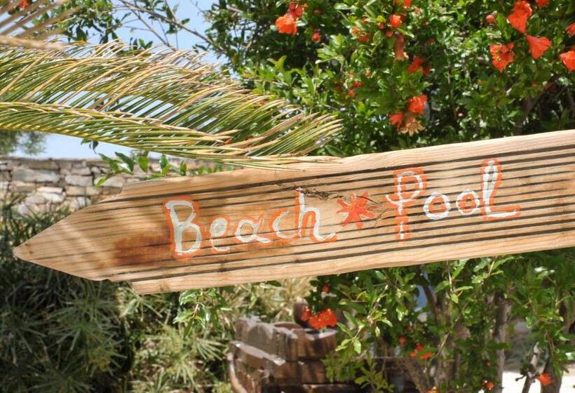 Medusa Beach Resort & Suites