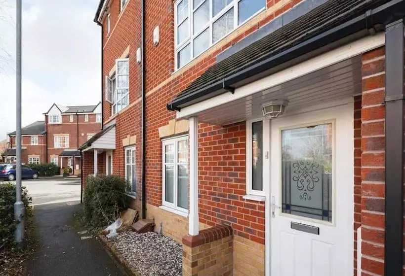 My Places Abbotsfield Court Townhouse