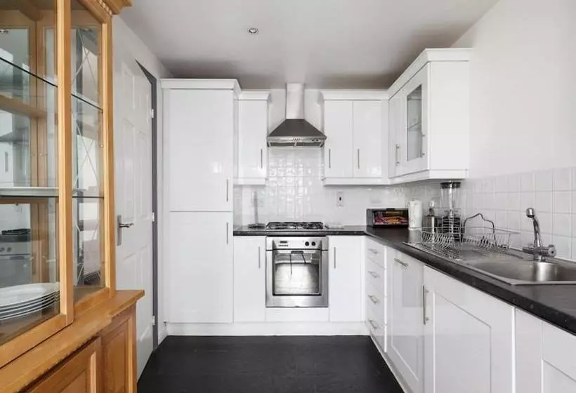 My Places Abbotsfield Court Townhouse