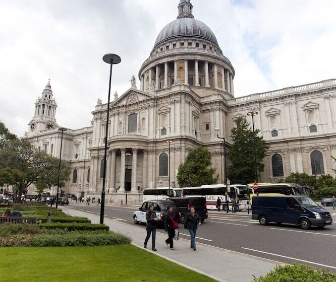 فندق صغير Yha London St Paul S