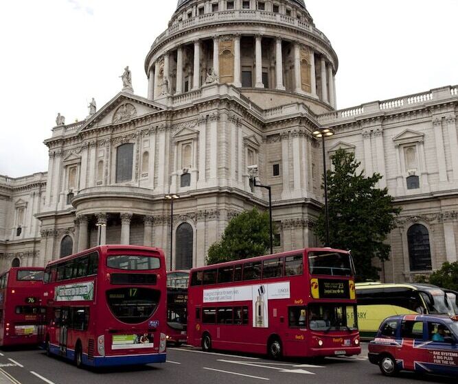 فندق صغير Yha London St Paul S