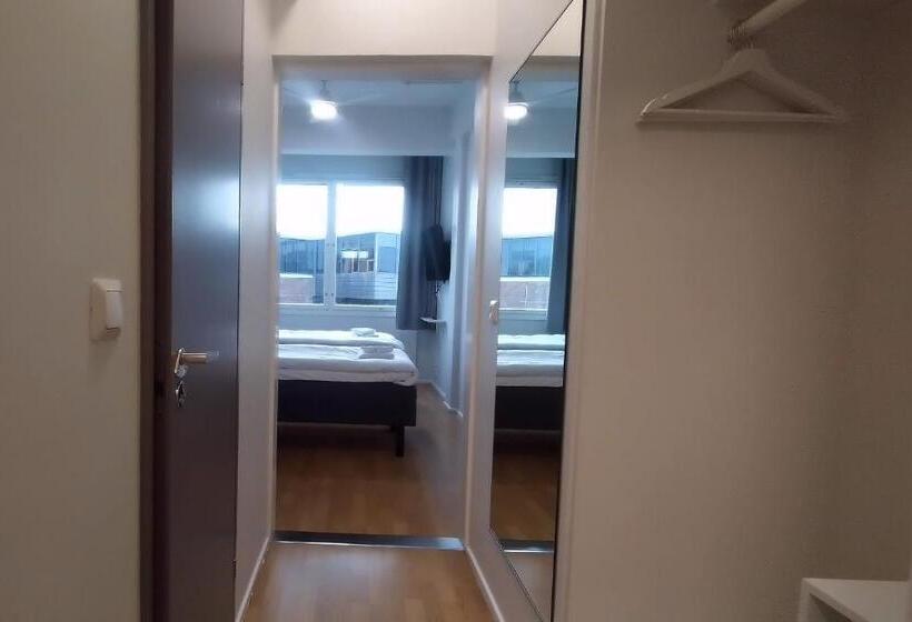 בית מלון כפרי Li Kerava