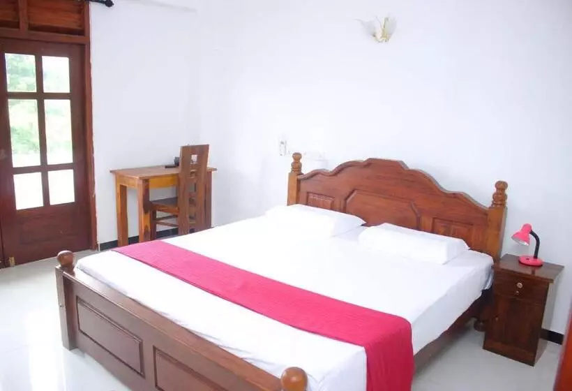 هتل Heritage Eco Resort Kelaniya