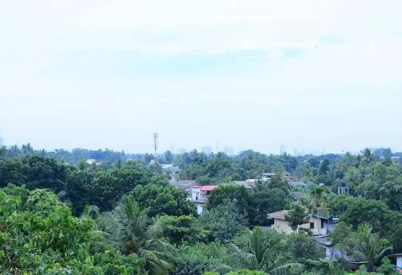 هتل Heritage Eco Resort Kelaniya