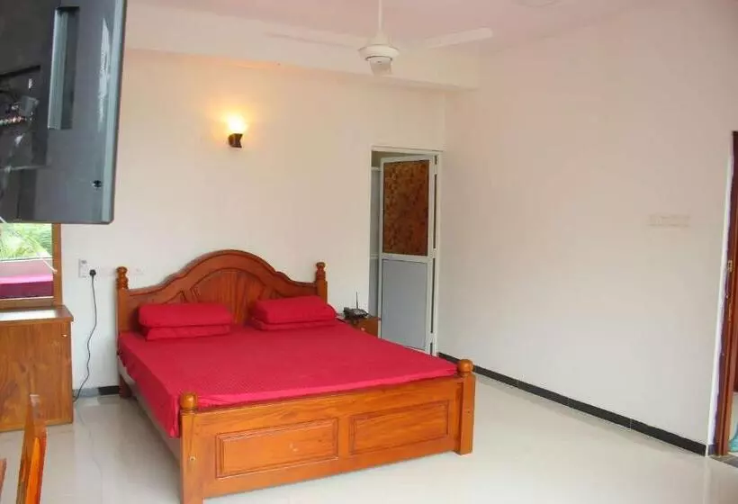 هتل Heritage Eco Resort Kelaniya