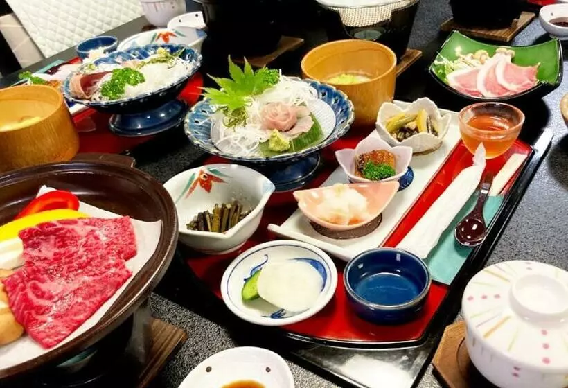 Ryokan Shinyu Onsen Kurikomaso