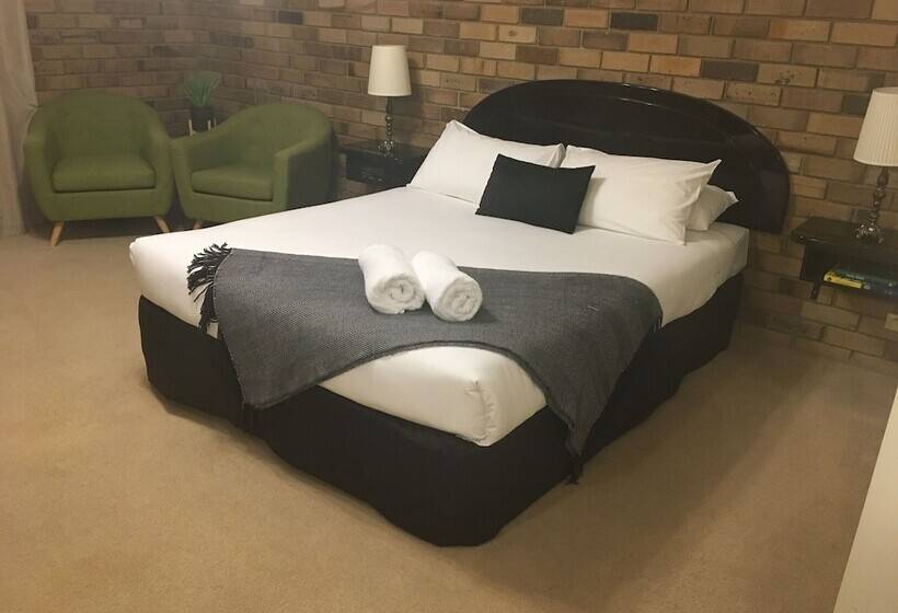 モーテル Magdala Motor Lodge & Lakeside Restaurant