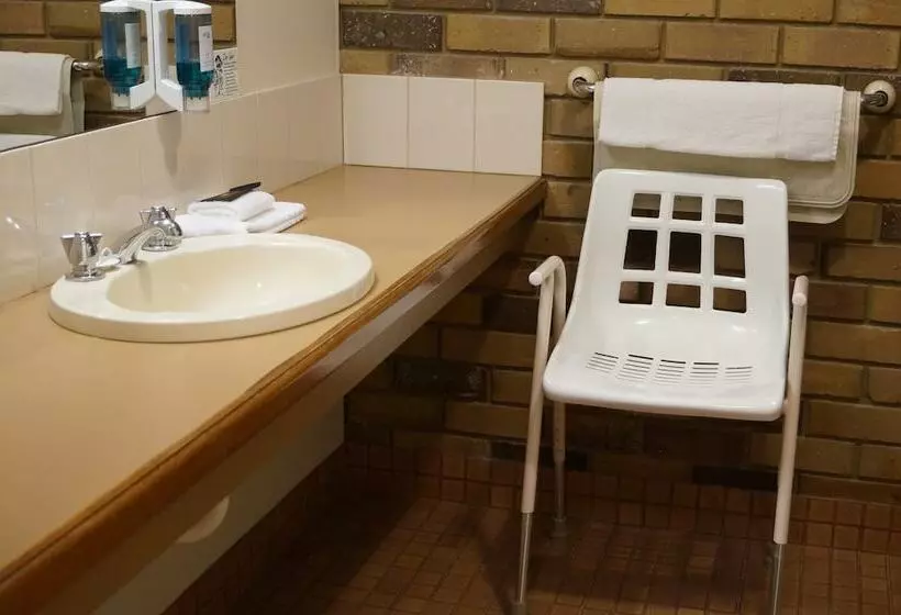 モーテル Magdala Motor Lodge & Lakeside Restaurant