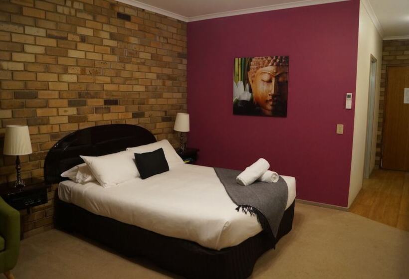 モーテル Magdala Motor Lodge & Lakeside Restaurant