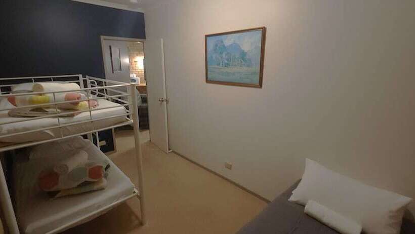 モーテル Magdala Motor Lodge & Lakeside Restaurant