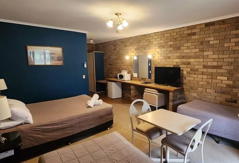 モーテル Magdala Motor Lodge & Lakeside Restaurant